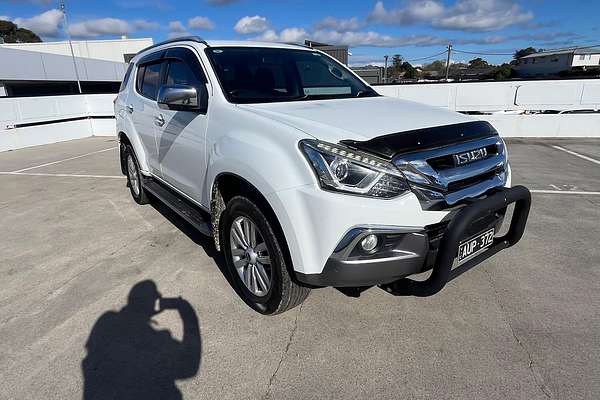 2018 Isuzu MU-X LS-T