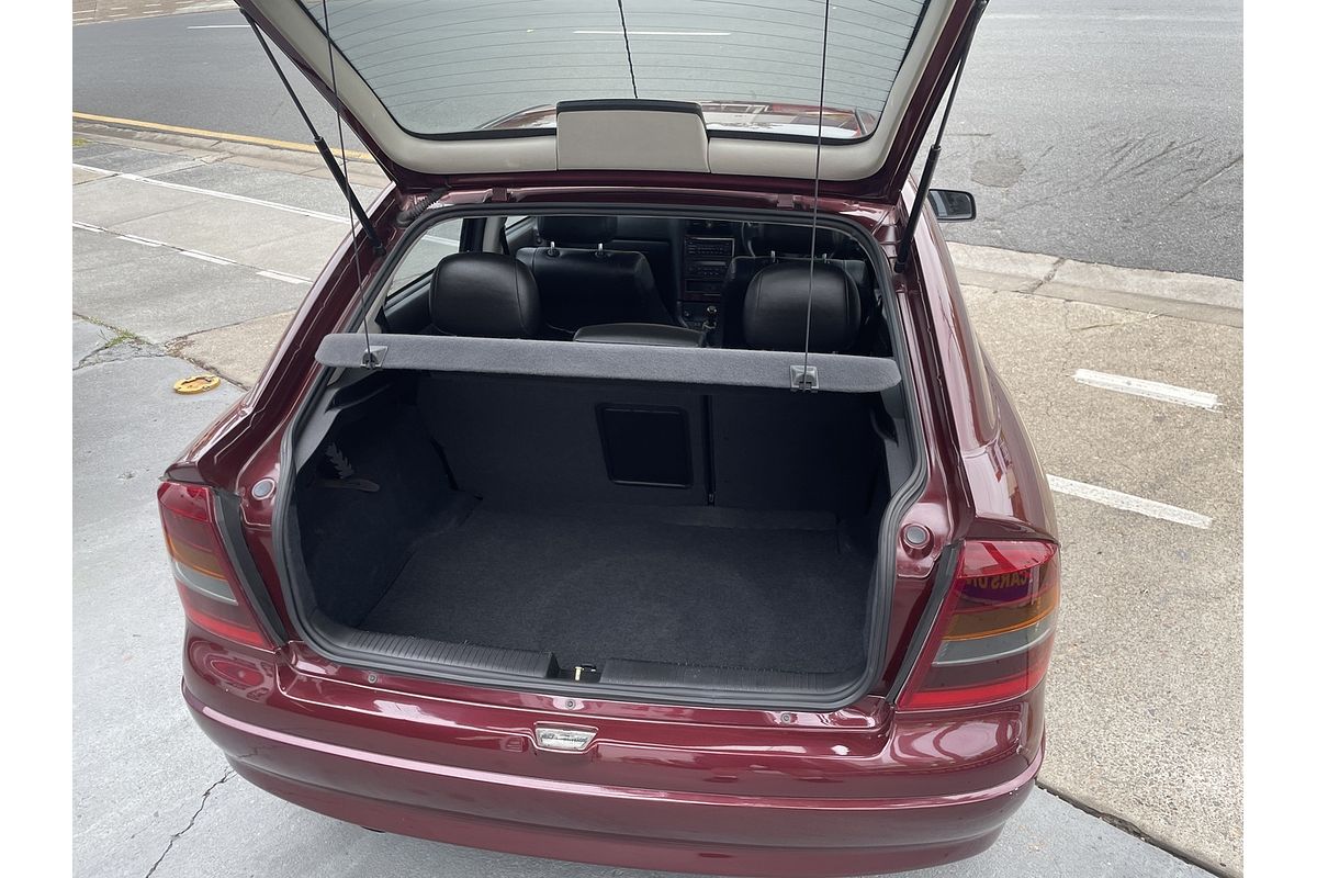 2004 Holden Astra CDX TS