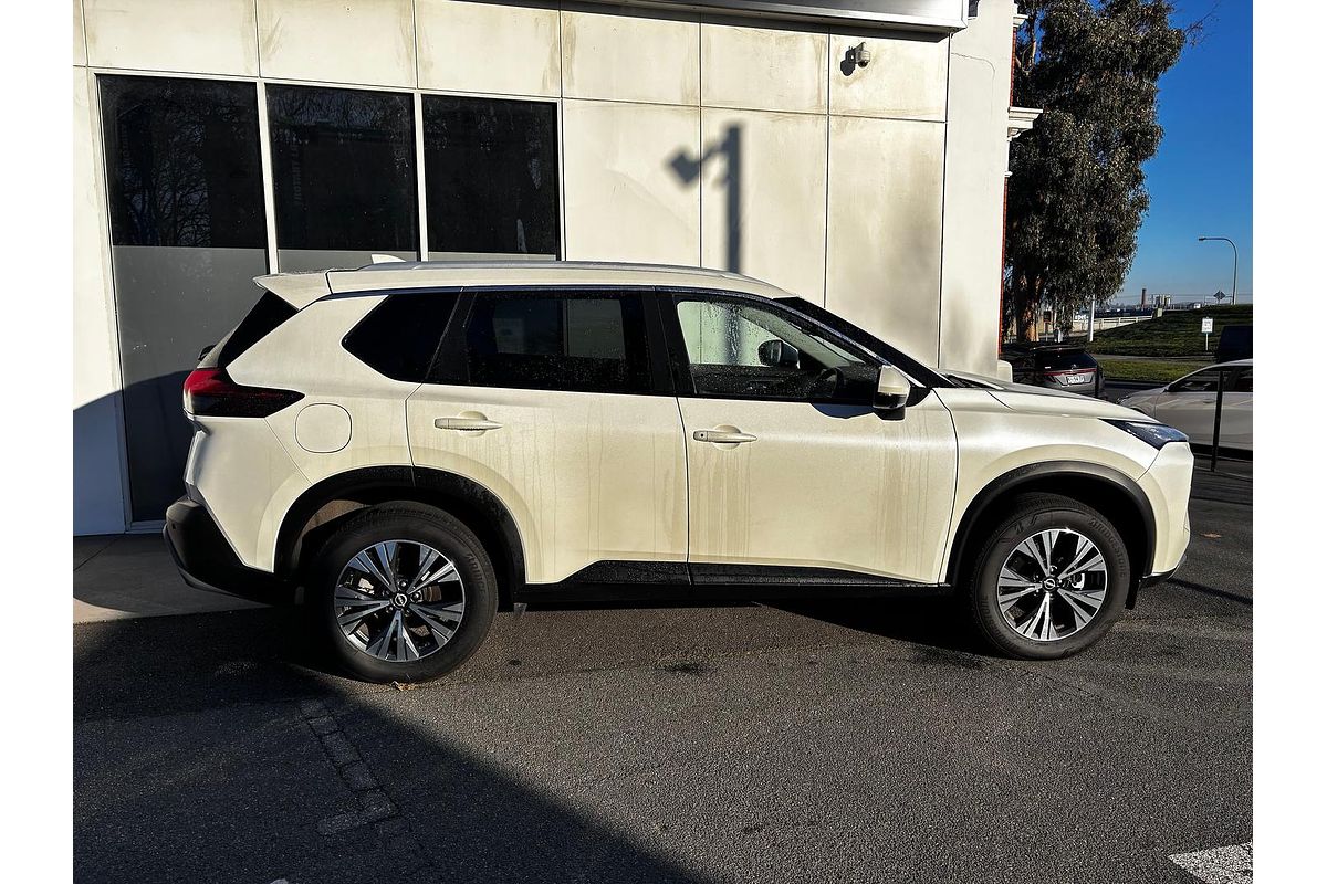 2024 Nissan X-TRAIL ST-L T33