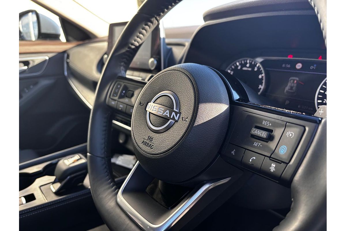 2024 Nissan X-TRAIL ST-L T33