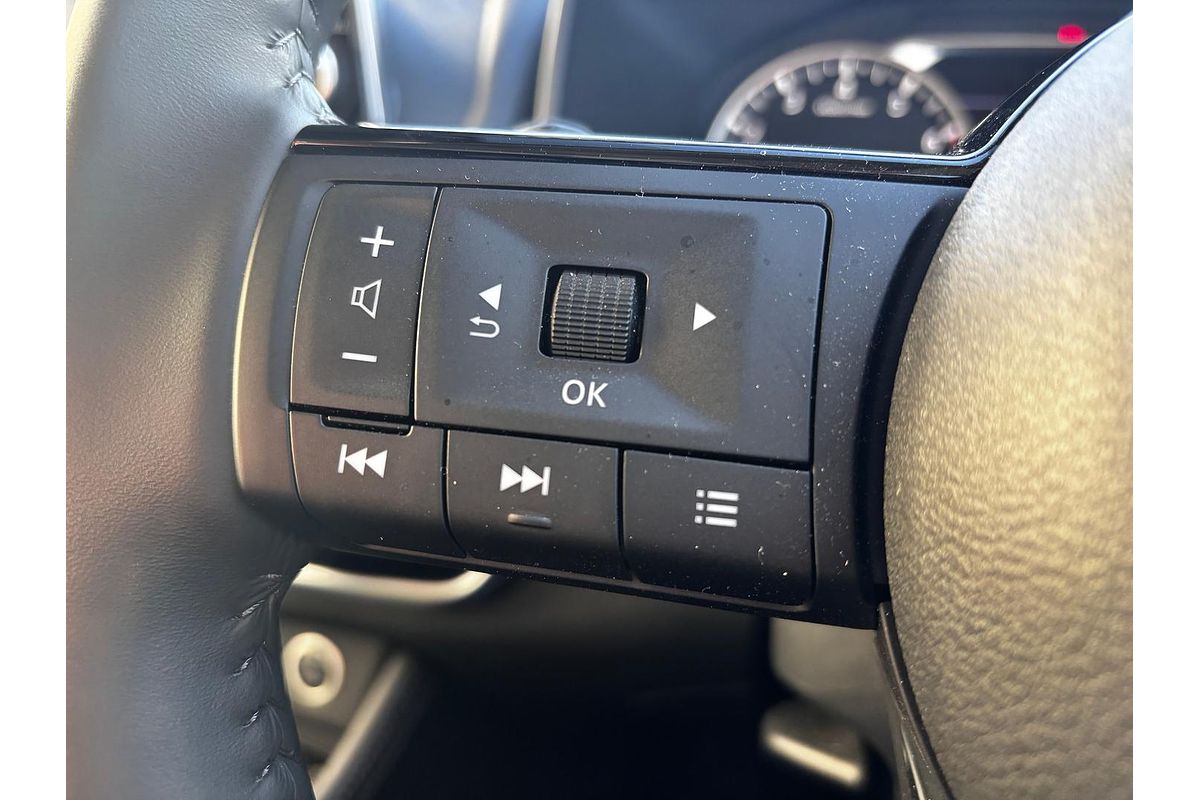 2024 Nissan X-TRAIL ST-L T33