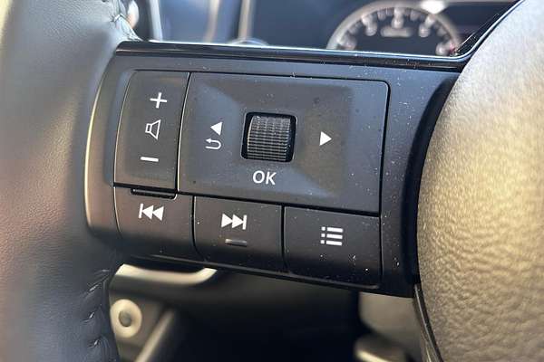 2024 Nissan X-TRAIL ST-L T33