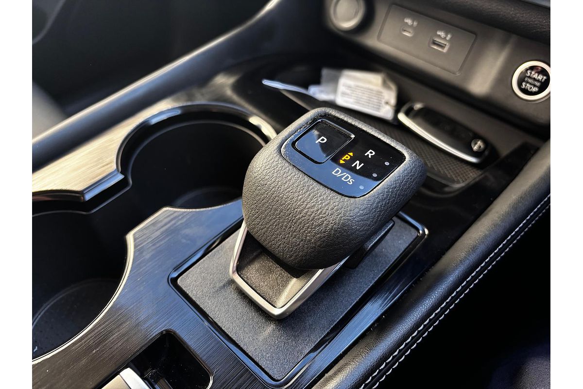 2024 Nissan X-TRAIL ST-L T33
