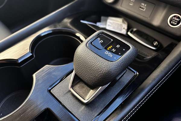 2024 Nissan X-TRAIL ST-L T33