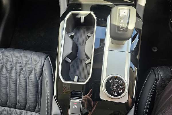2025 Mitsubishi Outlander Exceed ZM