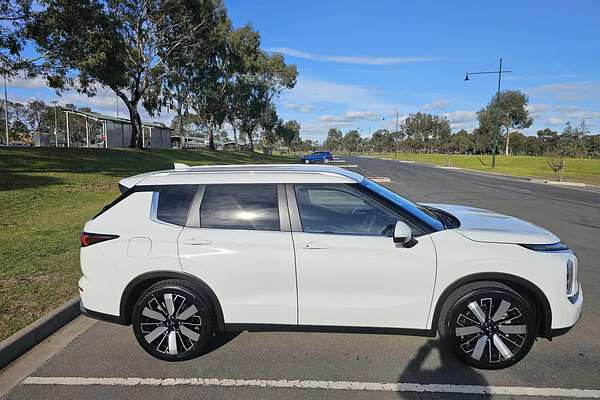 2025 Mitsubishi Outlander Aspire ZM