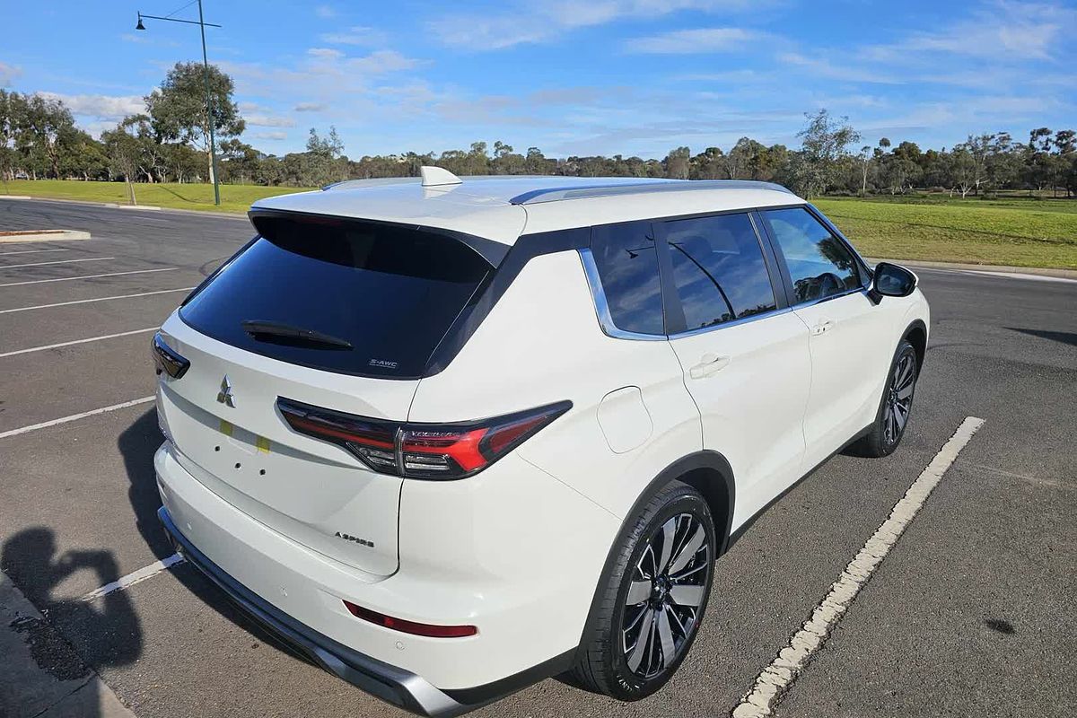 2025 Mitsubishi Outlander Aspire ZM