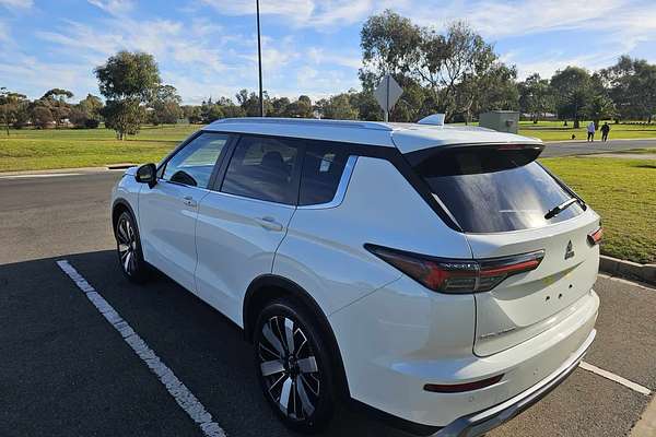 2025 Mitsubishi Outlander Aspire ZM