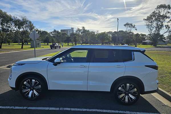 2025 Mitsubishi Outlander Aspire ZM