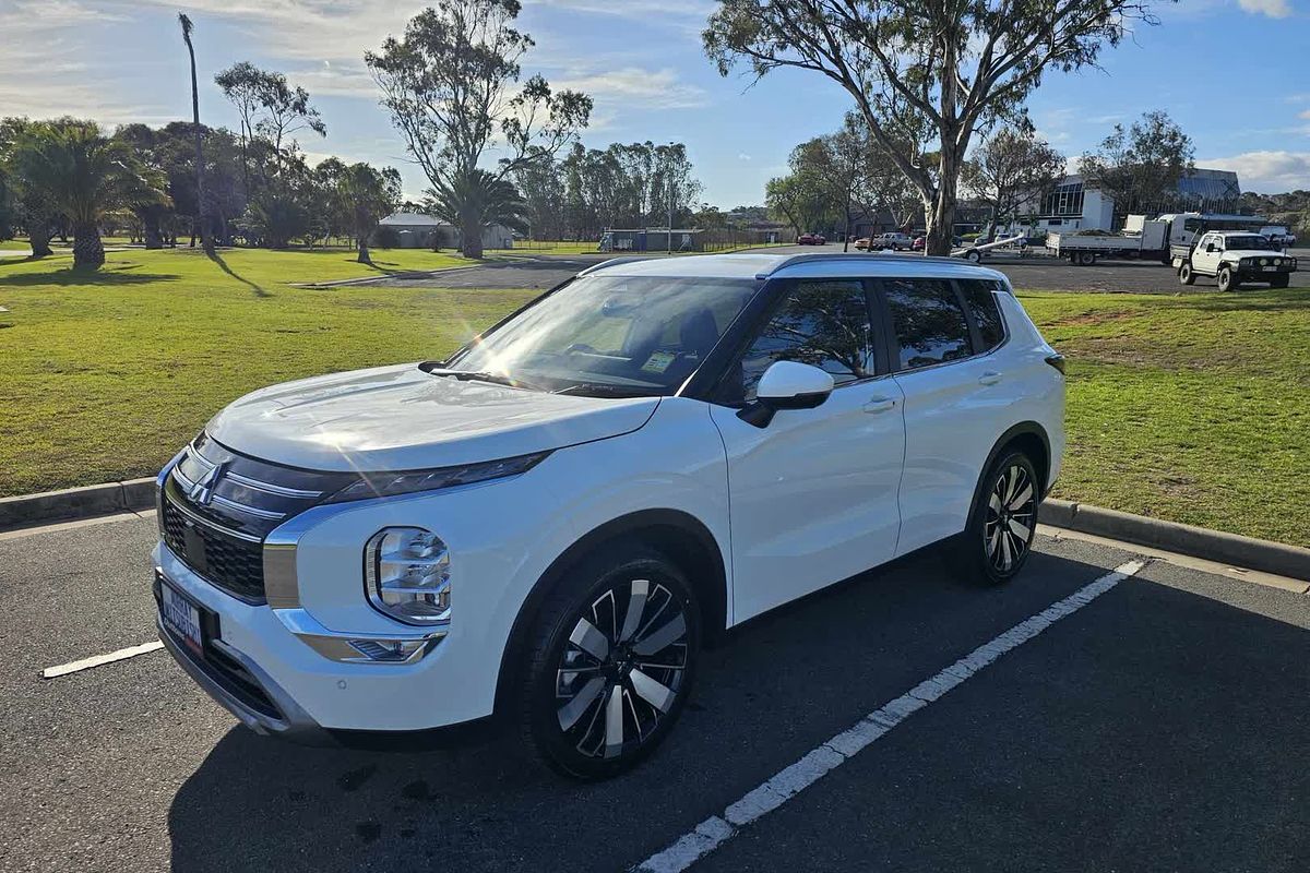 2025 Mitsubishi Outlander Aspire ZM
