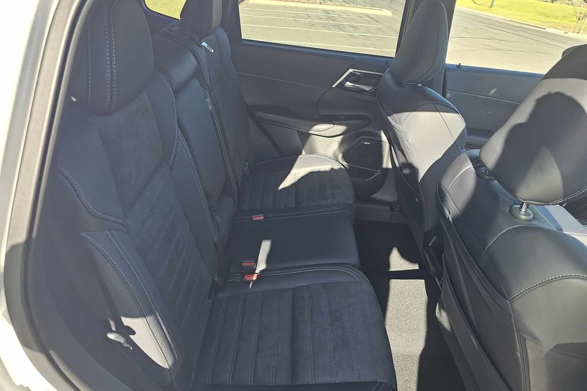 2025 Mitsubishi Outlander Aspire ZM