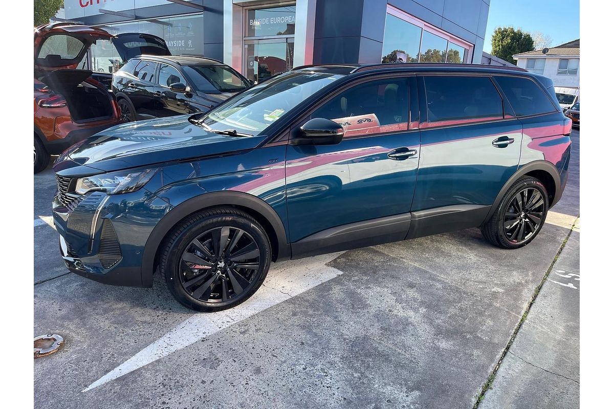 2022 Peugeot 5008 GT Sport P87