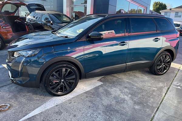 2022 Peugeot 5008 GT Sport P87