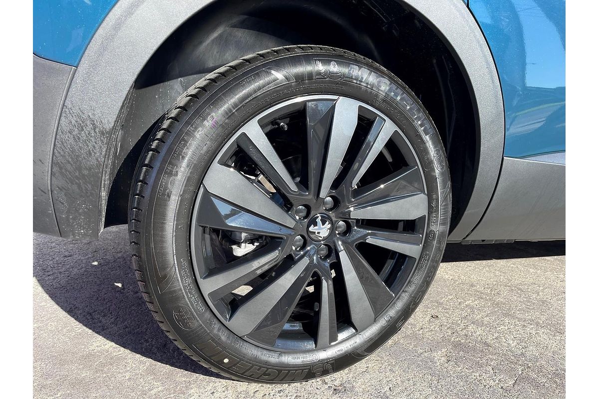 2022 Peugeot 5008 GT Sport P87