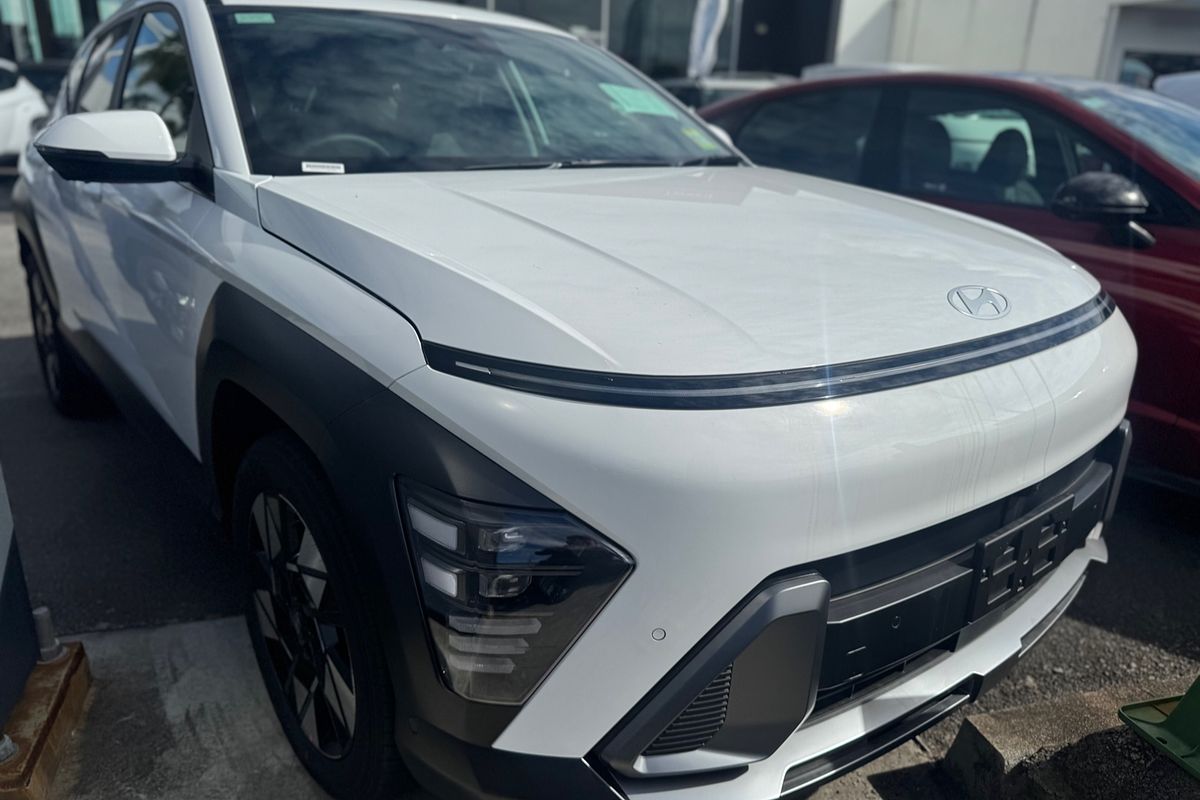 2025 Hyundai Kona Premium SX2.V2