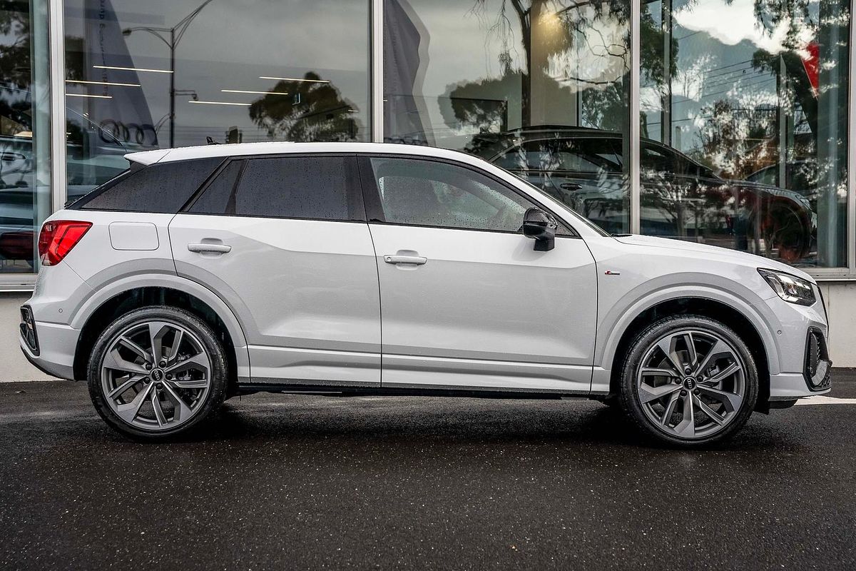 2025 Audi Q2 40 TFSI S line GA