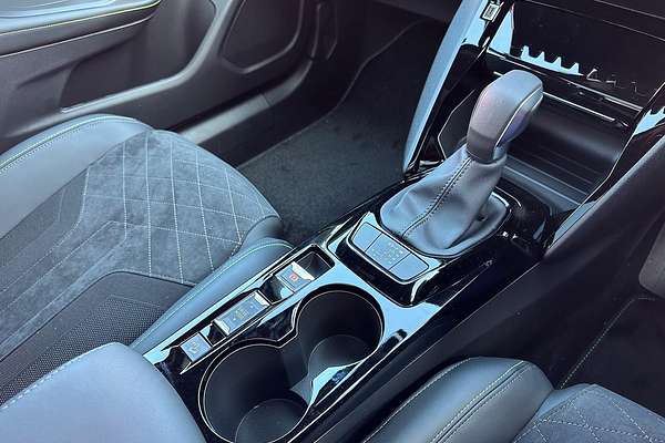 2023 Peugeot 2008 GT P24