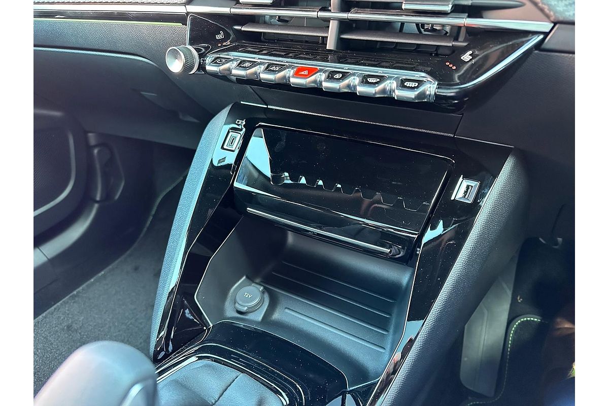 2023 Peugeot 2008 GT P24