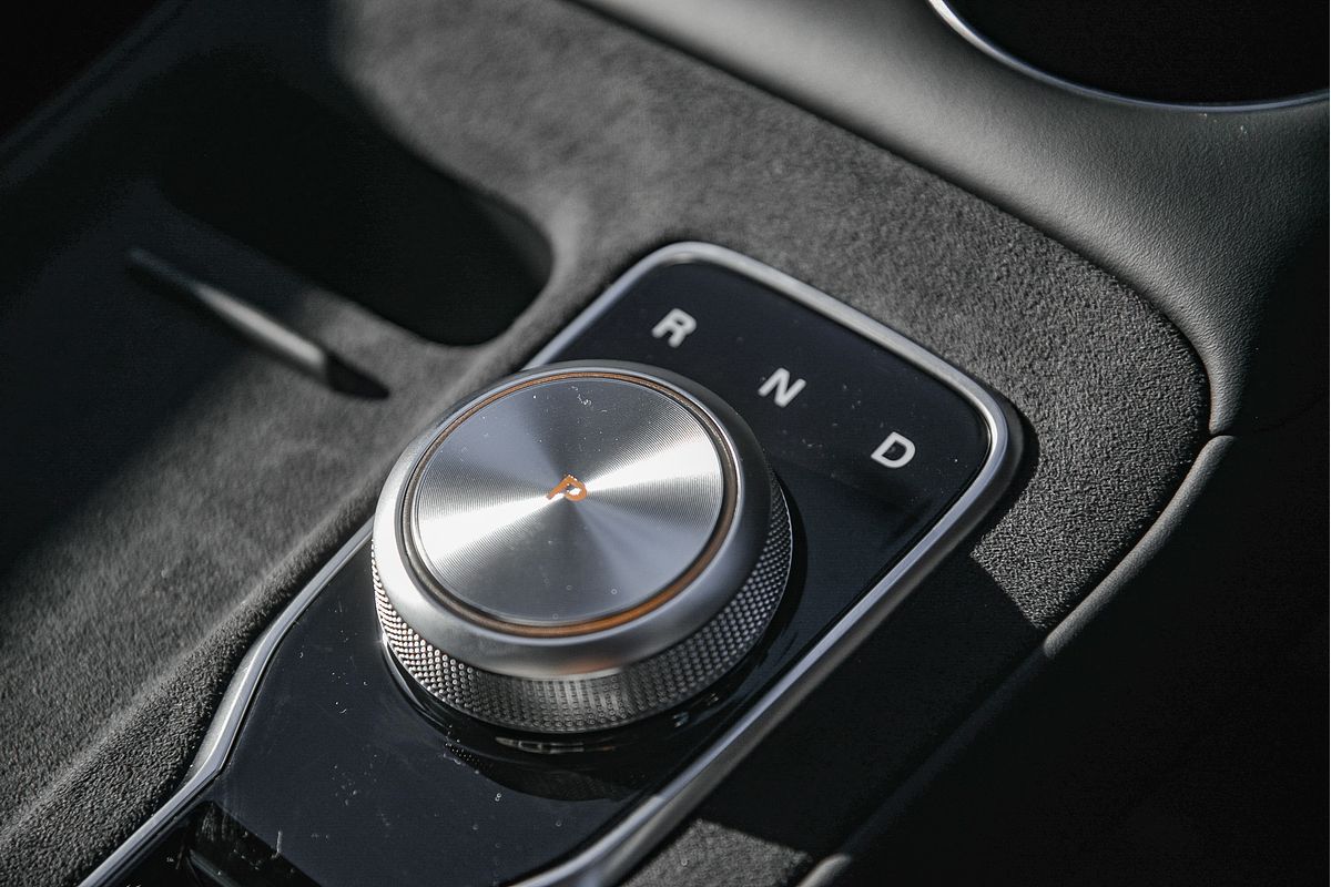 2025 MG MGS5 EV Essence 62 ZS3EM