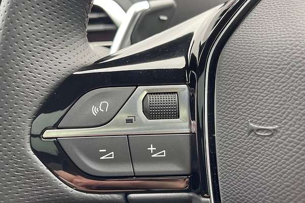 2022 Peugeot 5008 GT Sport P87