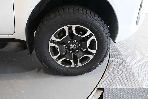 2023 Toyota Hilux SR5 GUN126R 4X4