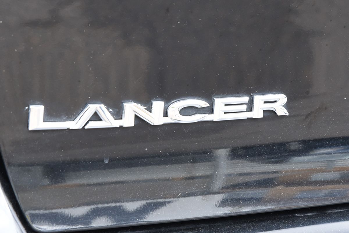 2017 Mitsubishi Lancer Black Edition CF