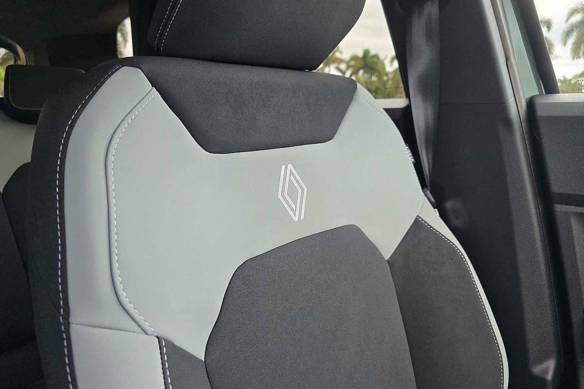 2025 Renault Duster Techno X1311