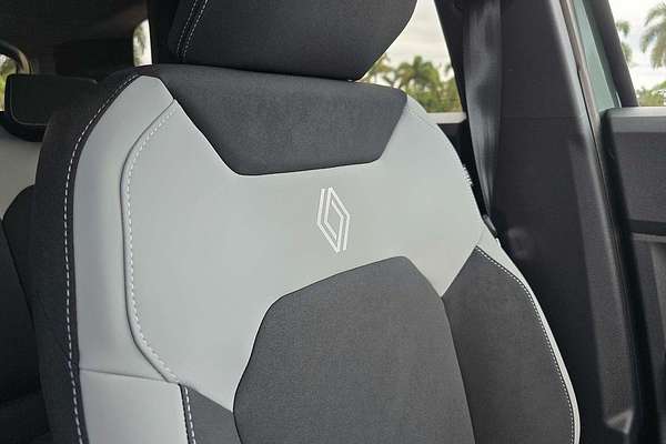 2025 Renault Duster Techno X1311