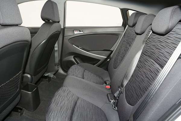 2017 Hyundai Accent Sport RB6