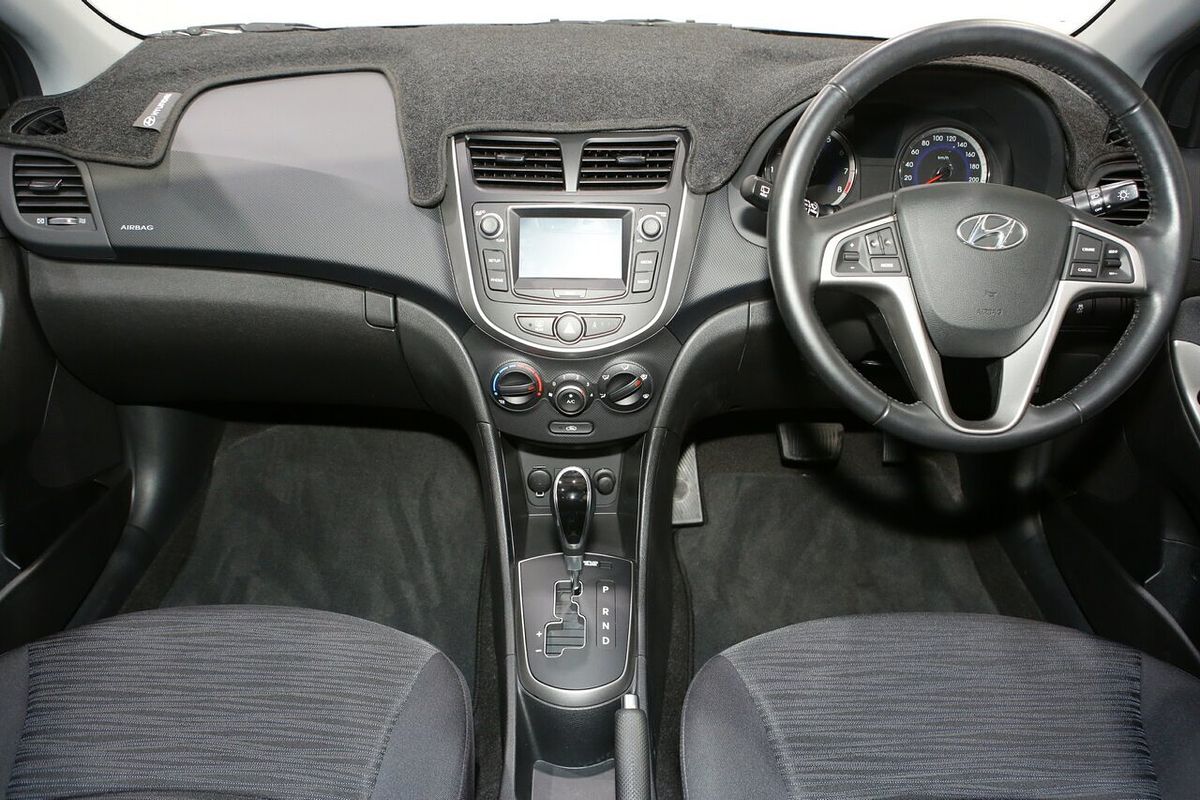 2017 Hyundai Accent Sport RB6
