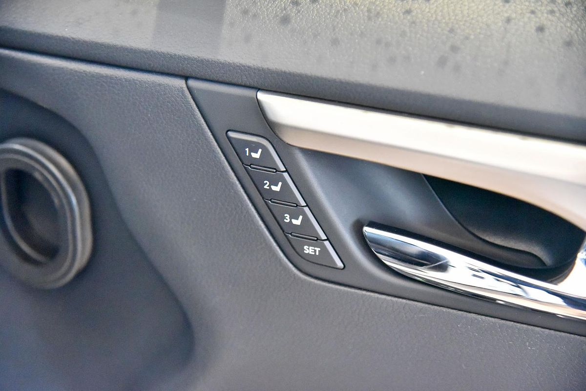 2018 Lexus RX RX350L Luxury GGL26R