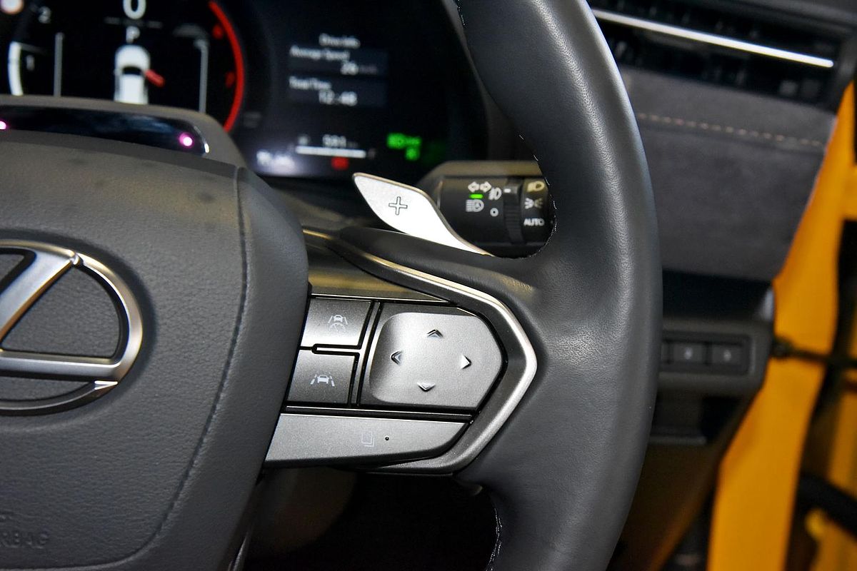 2024 Lexus LBX Sports Luxury MAYH10R