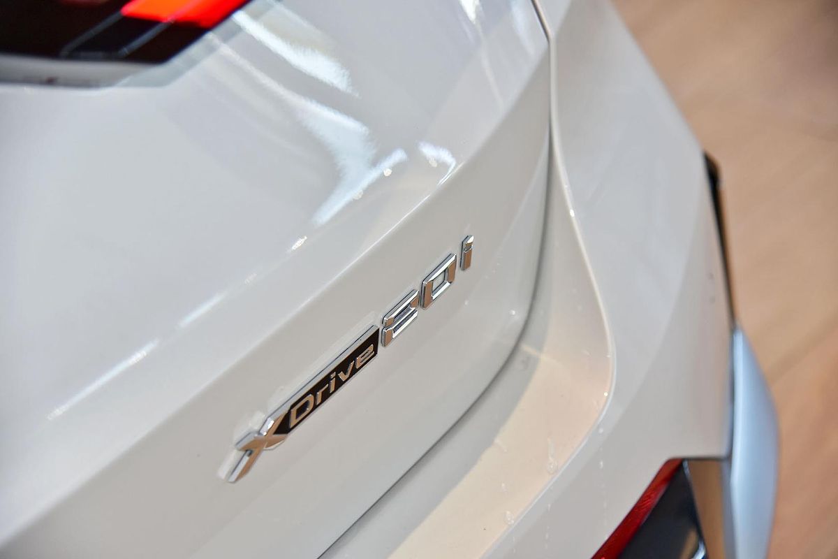 2023 BMW X1 xDrive20i U11