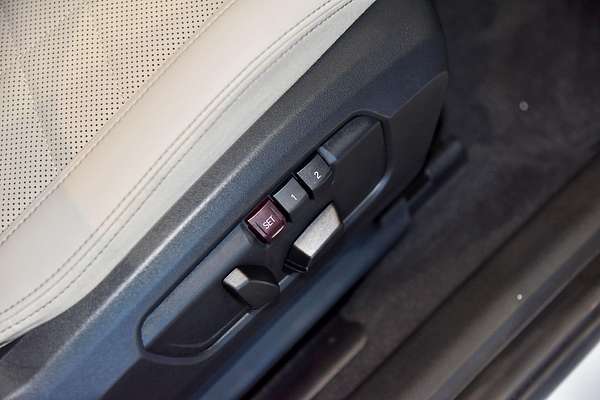 2023 BMW X1 xDrive20i U11