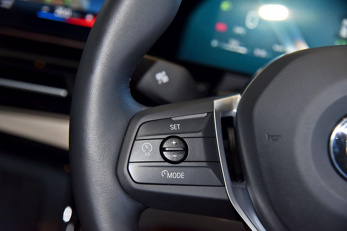 2023 BMW X1 xDrive20i U11