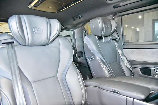 2024 Lexus LM LM350h Sports Luxury AAWH15R