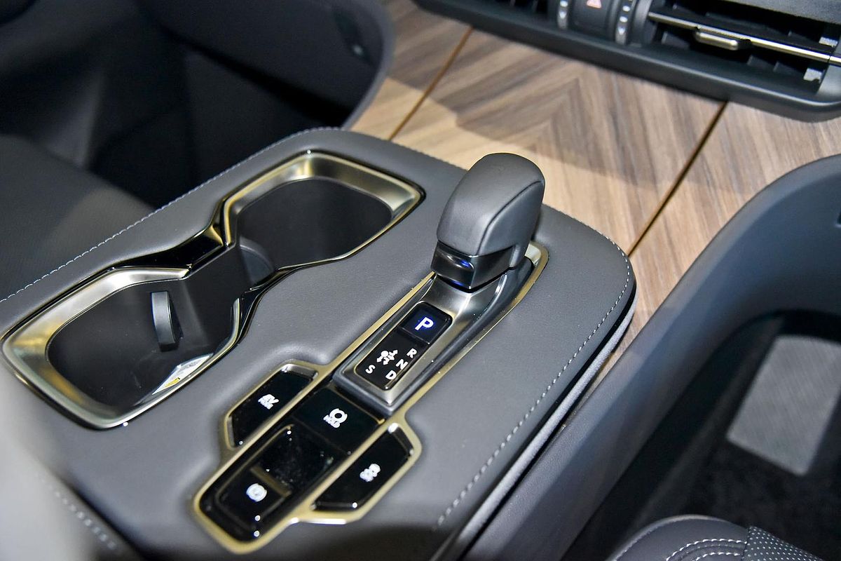 2024 Lexus LM LM350h Sports Luxury AAWH15R
