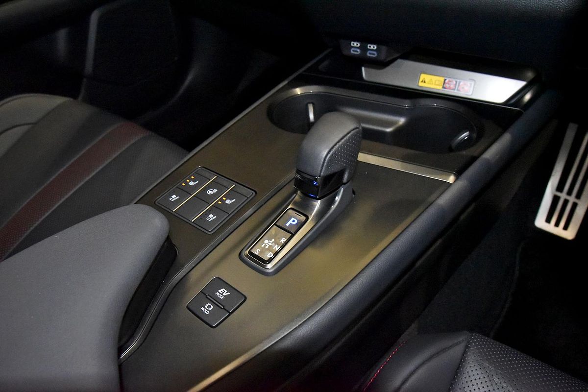 2024 Lexus UX UX300h F Sport MZAH11R