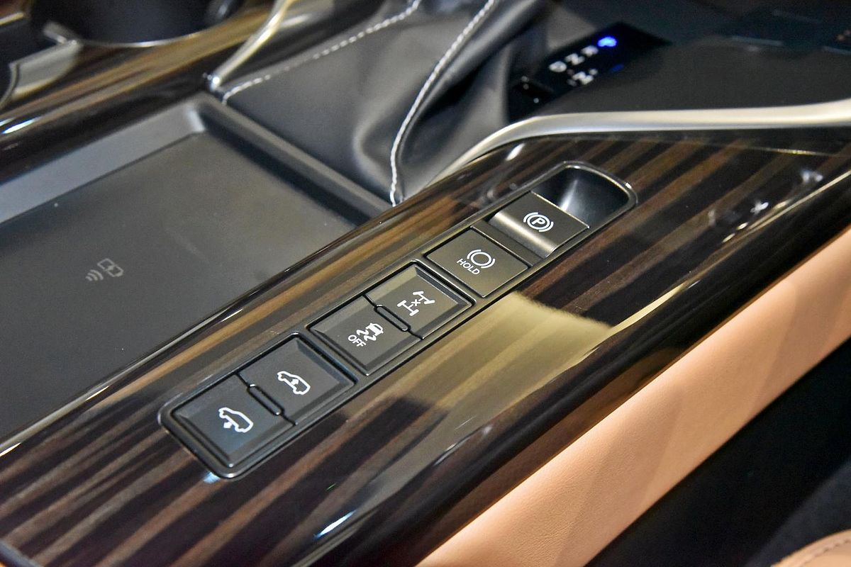 2022 Lexus LX LX600 VJA310R