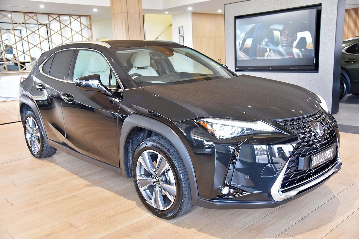 2023 Lexus UX UX300e Sports Luxury KMA10R