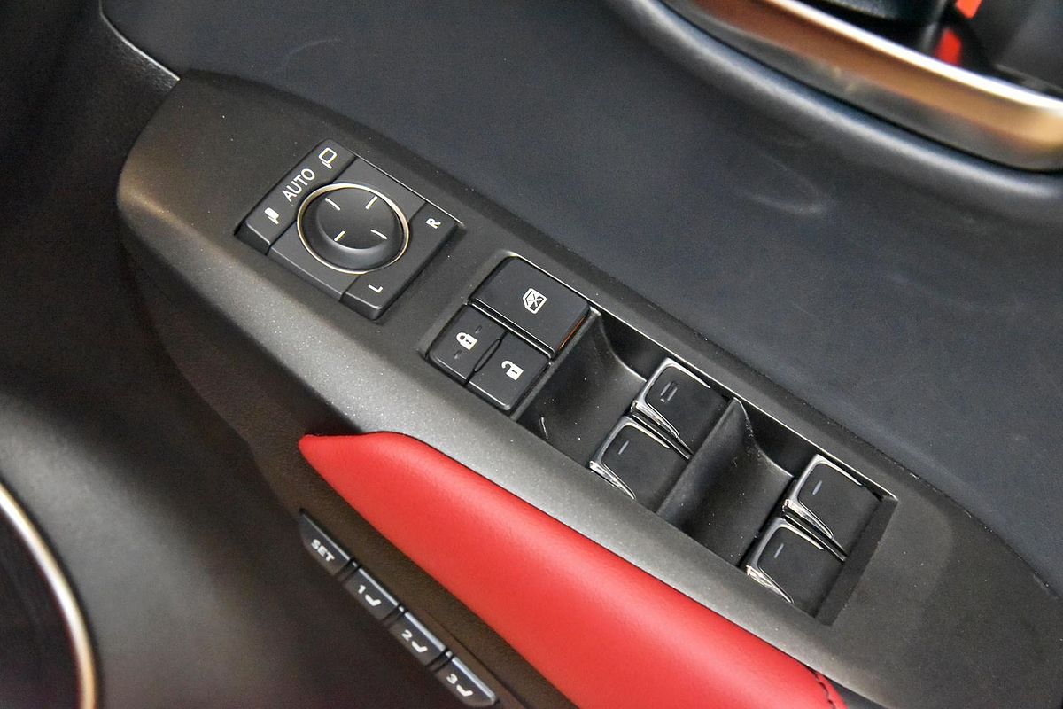 2019 Lexus NX NX300h F Sport AYZ10R