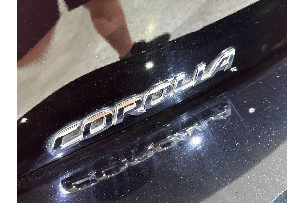 2020 Toyota Corolla ZR Hybrid ZWE211R