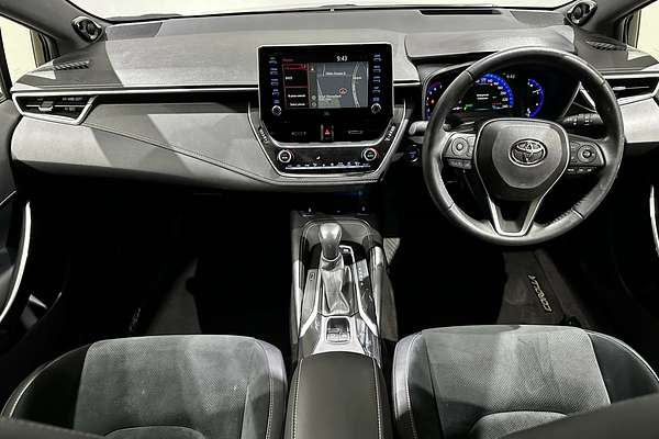 2020 Toyota Corolla ZR Hybrid ZWE211R