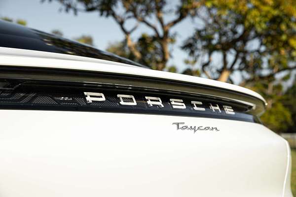 2022 Porsche Taycan  Y1A