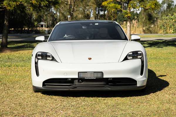2022 Porsche Taycan  Y1A