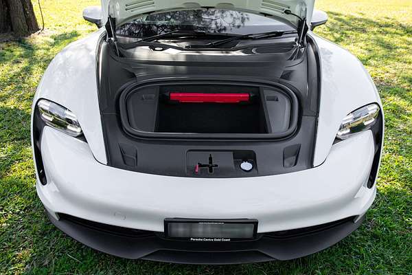 2022 Porsche Taycan  Y1A