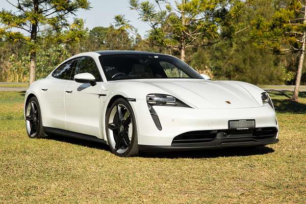 2022 Porsche Taycan  Y1A