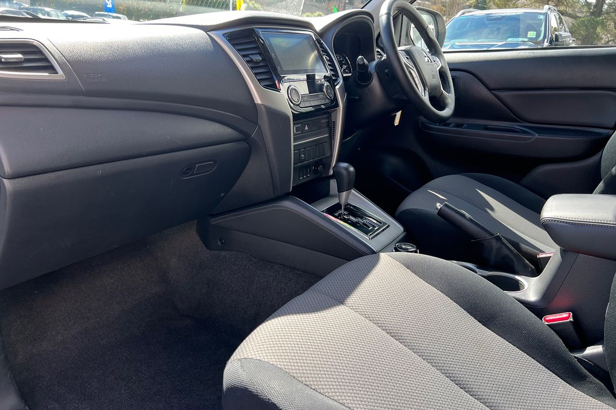 2021 Mitsubishi Triton GLX-R MR 4X4