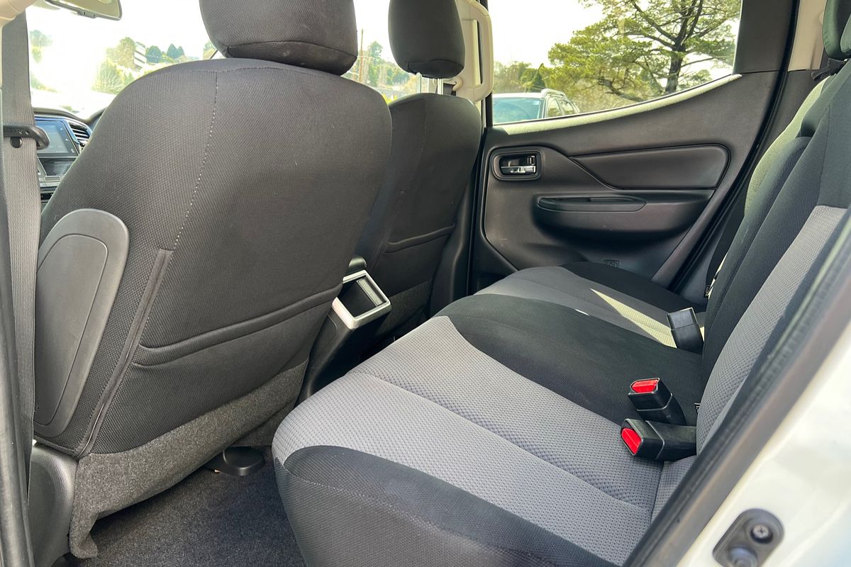 2021 Mitsubishi Triton GLX-R MR 4X4