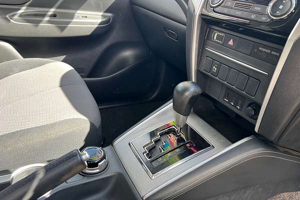 2021 Mitsubishi Triton GLX-R MR 4X4